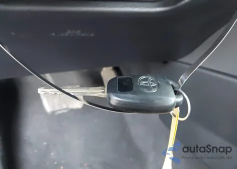 2015 Toyota Corolla Le z USA, uszkodzony, nr VIN 2T1BURHE9FC439293